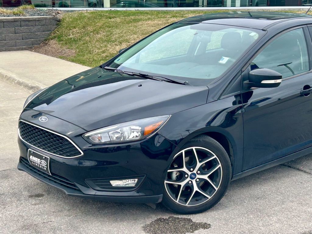 Certified 2018 Ford Focus SEL image 2