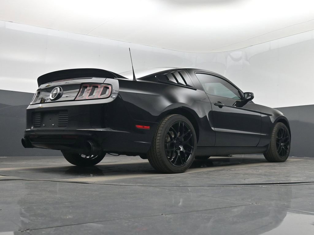 Used 2014 Ford Mustang Coupe image 35