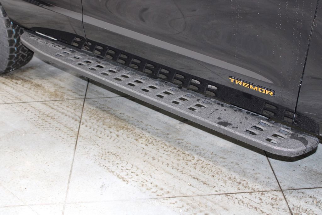 New 2026 Ford Expedition Tremor image 12