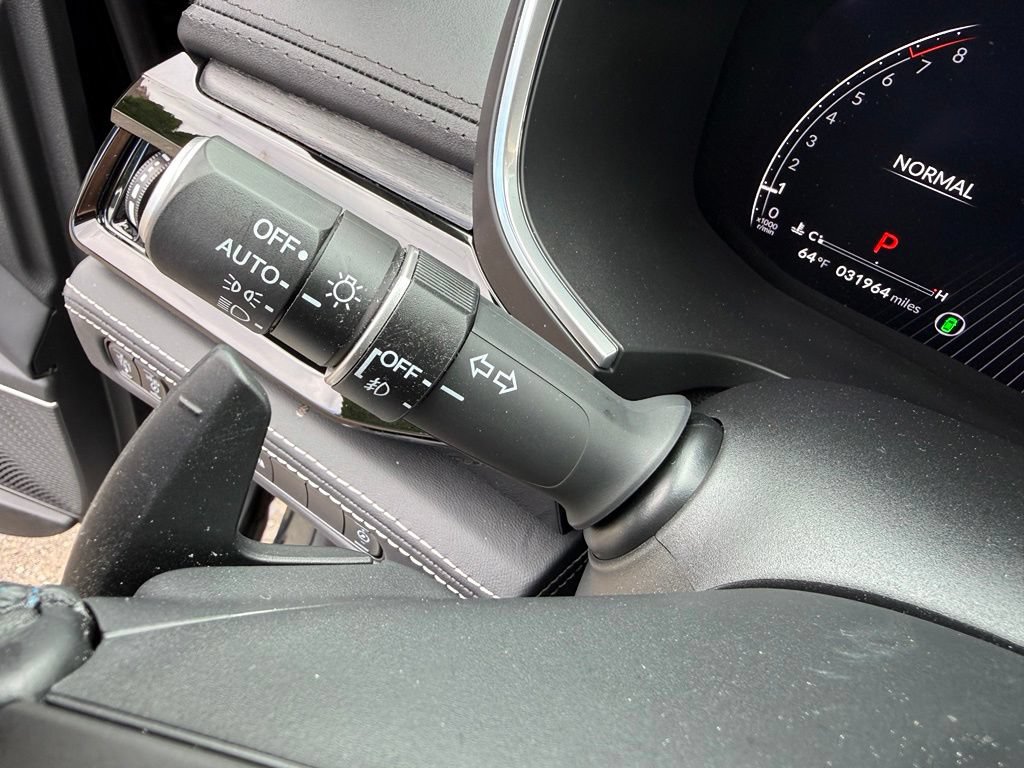 Used 2023 Acura MDX SH-AWD w/ Advance Package image 36