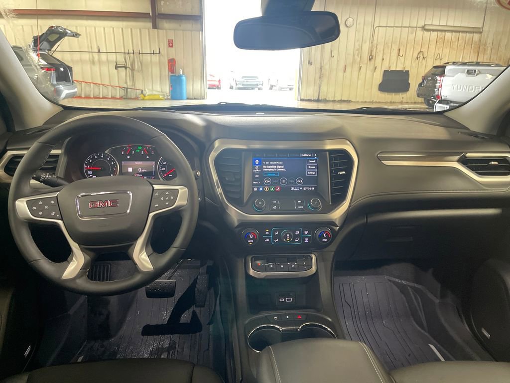 Certified 2023 GMC Acadia SLT w/ Preferred Package AWD/4WD image 18