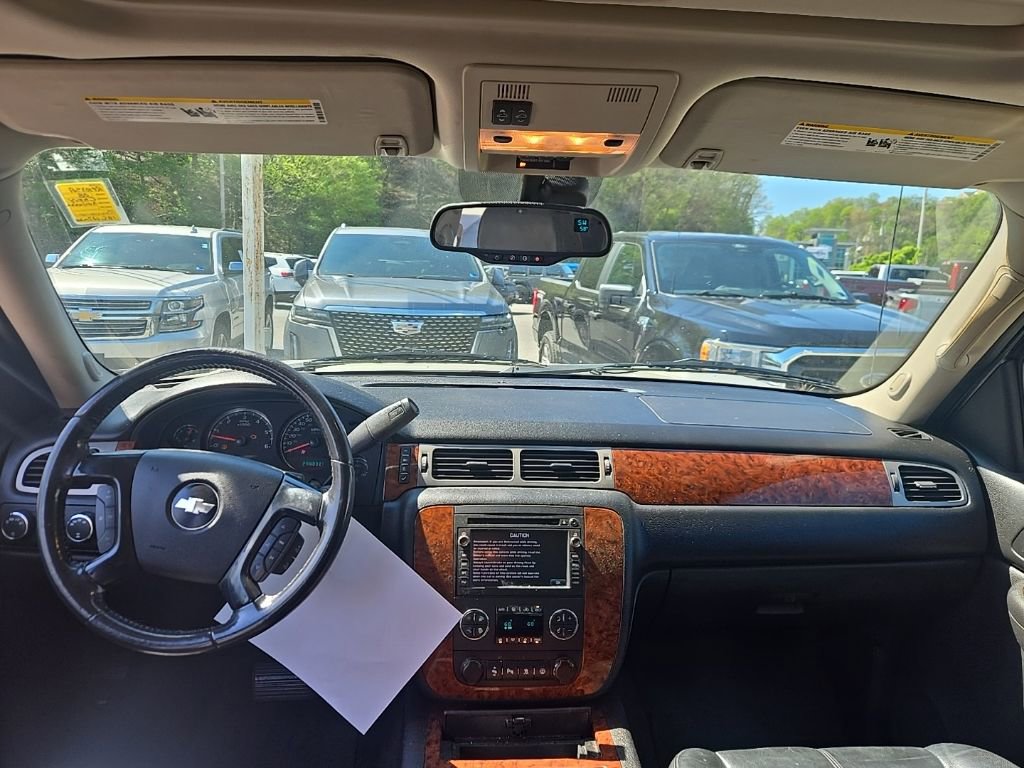 Used 2008 Chevrolet Avalanche LTZ w/ LTZ Preferred Equipment Group image 8