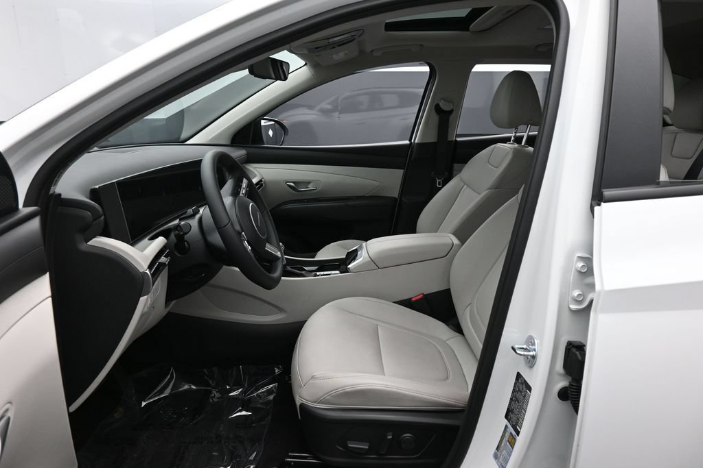 Used 2025 Hyundai Tucson SEL AWD/4WD image 21