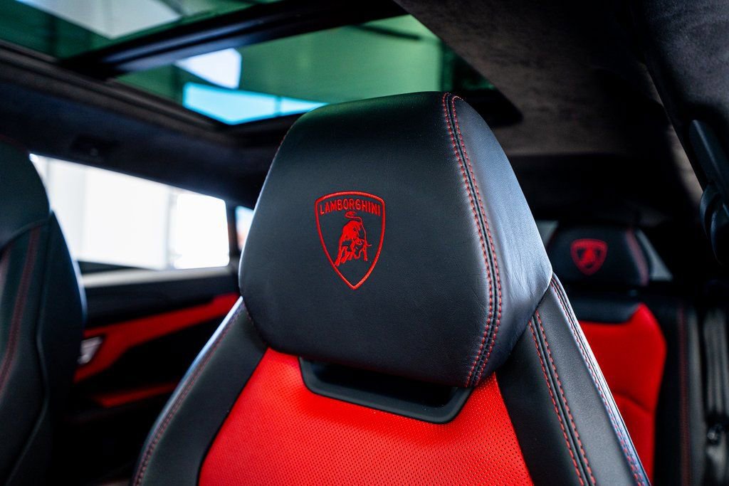 Used 2021 Lamborghini Urus image 43