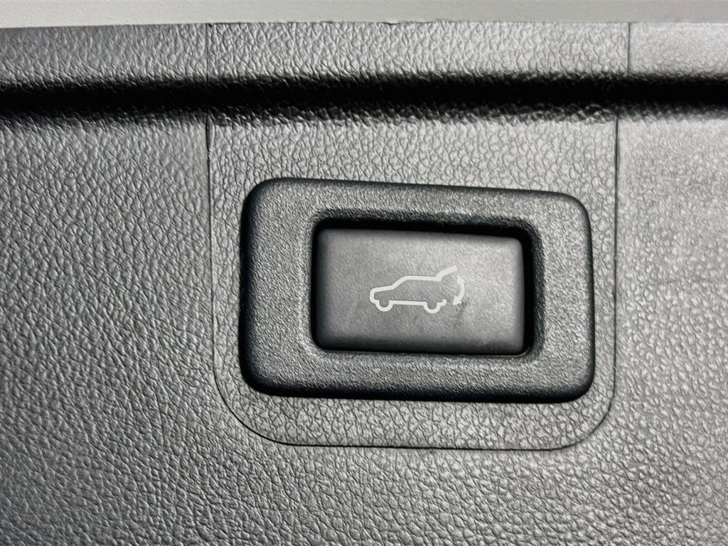 Used 2018 Subaru Outback 2.5i Limited w/ Popular Package #2 AWD/4WD image 29