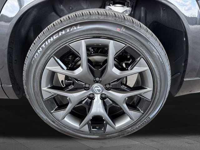 Certified 2026 Lexus TX 500h AWD w/ Technology Package image 23