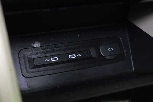 Used 2022 Volkswagen Atlas SE w/ Black Wheel Package image 23