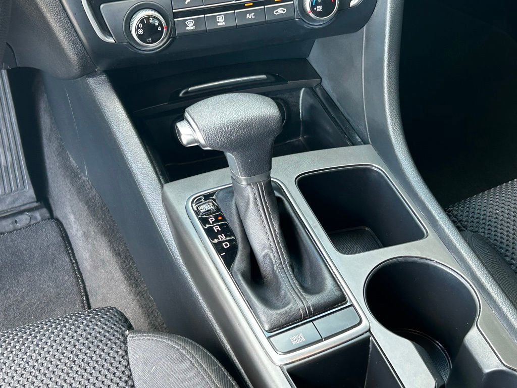 Used 2020 Kia Optima LX FWD image 23