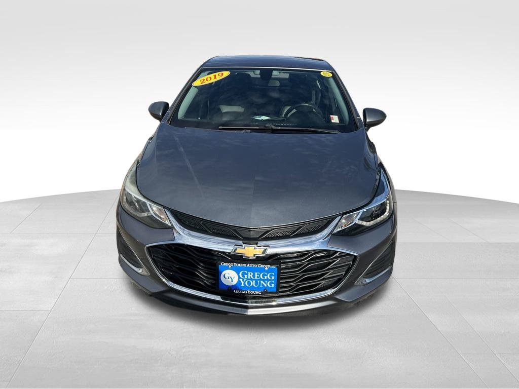 Used 2019 Chevrolet Cruze Premier FWD image 9