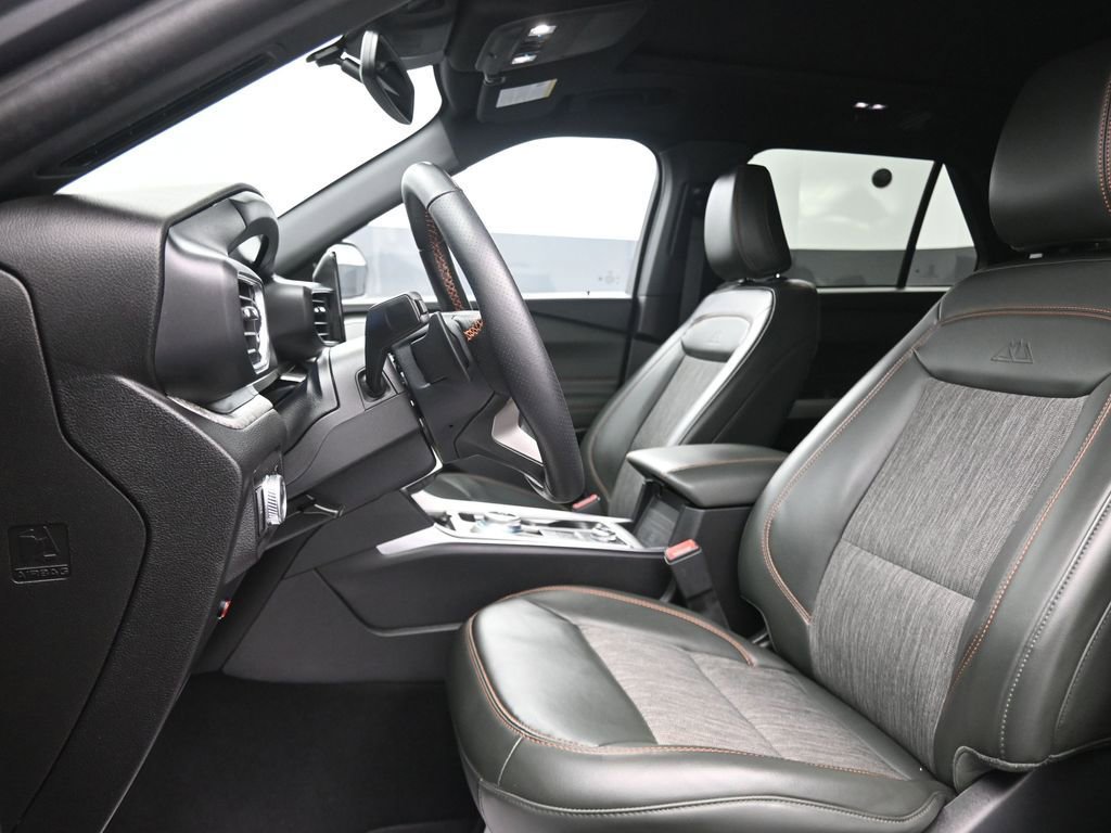 Used 2023 Ford Explorer Timberline w/ Timberline Technology Package image 17