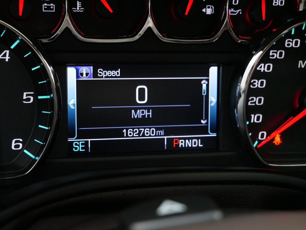 Used 2017 Chevrolet Suburban Premier AWD/4WD image 36