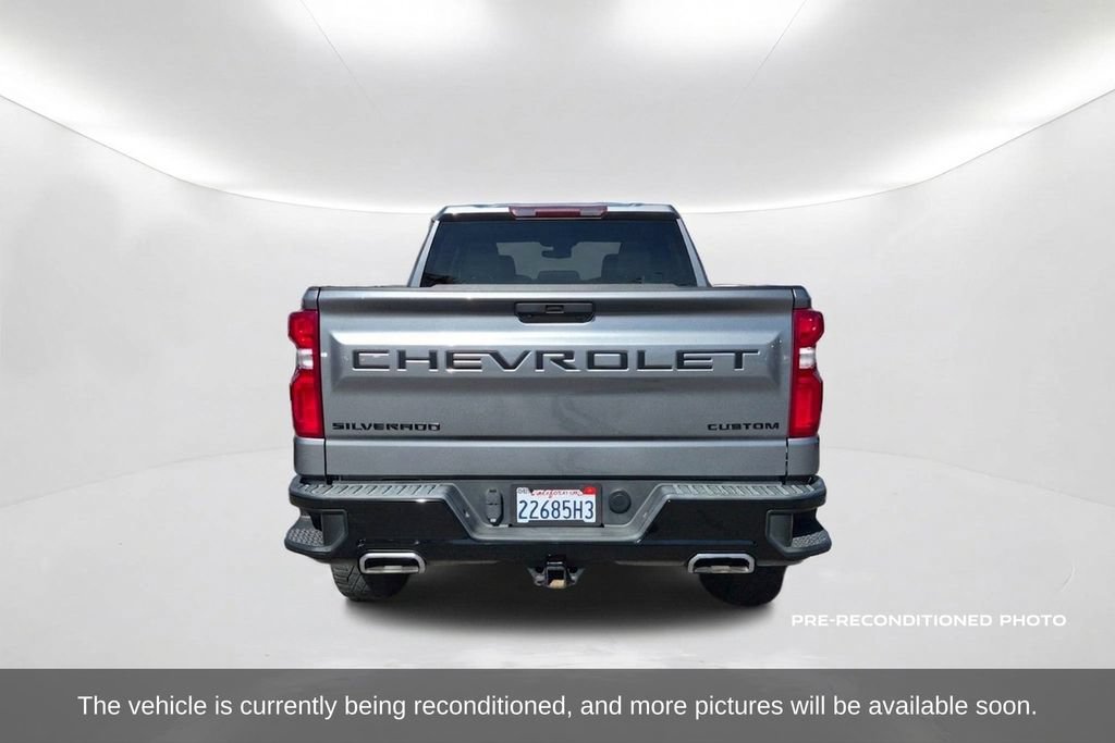 Used 2021 Chevrolet Silverado 1500 Custom Trail Boss w/ LPO, Dark Essentials Package AWD/4WD image 7