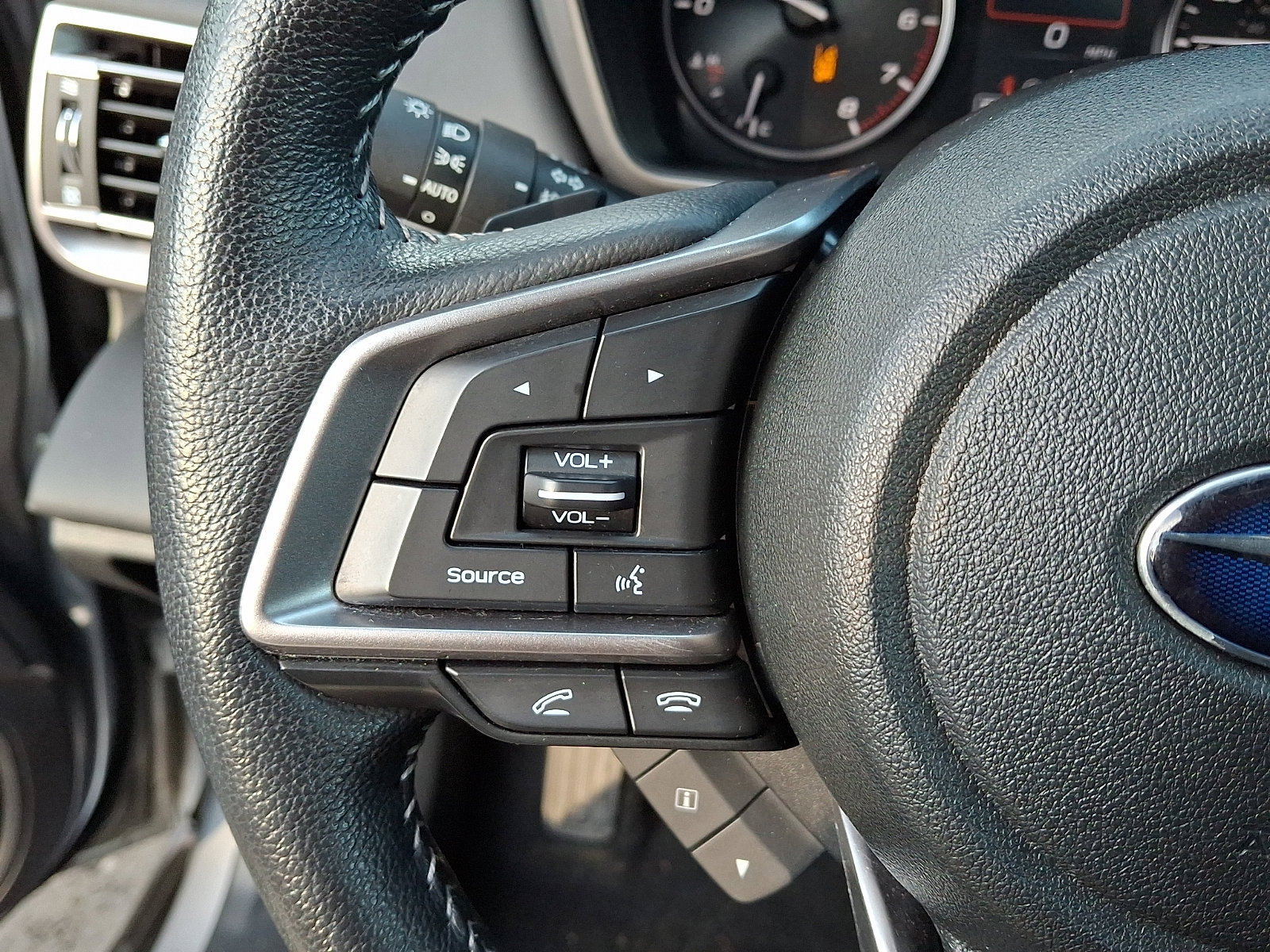 Used 2022 Subaru Outback Limited image 20