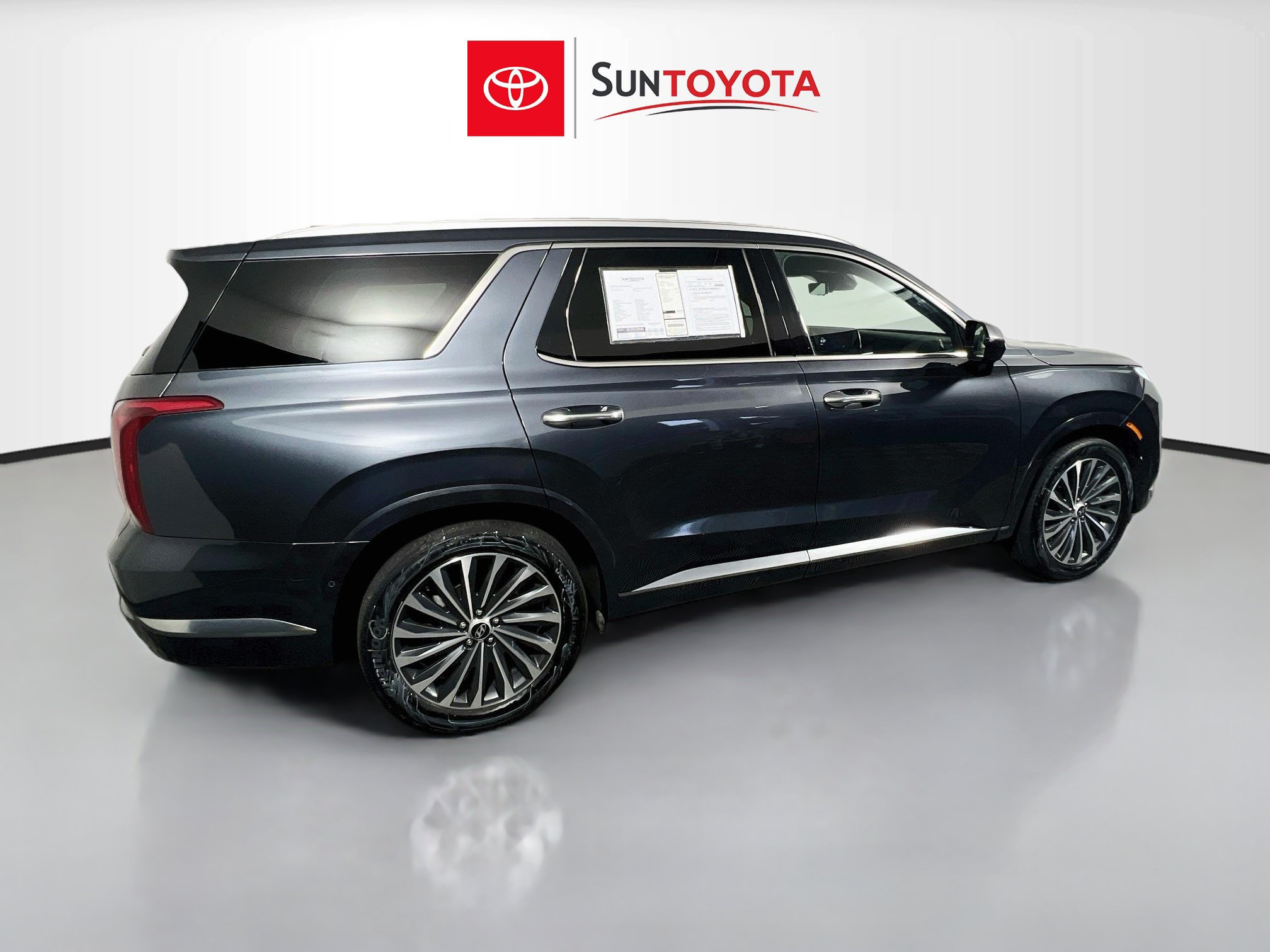 Used 2025 Hyundai Palisade Calligraphy AWD/4WD image 4