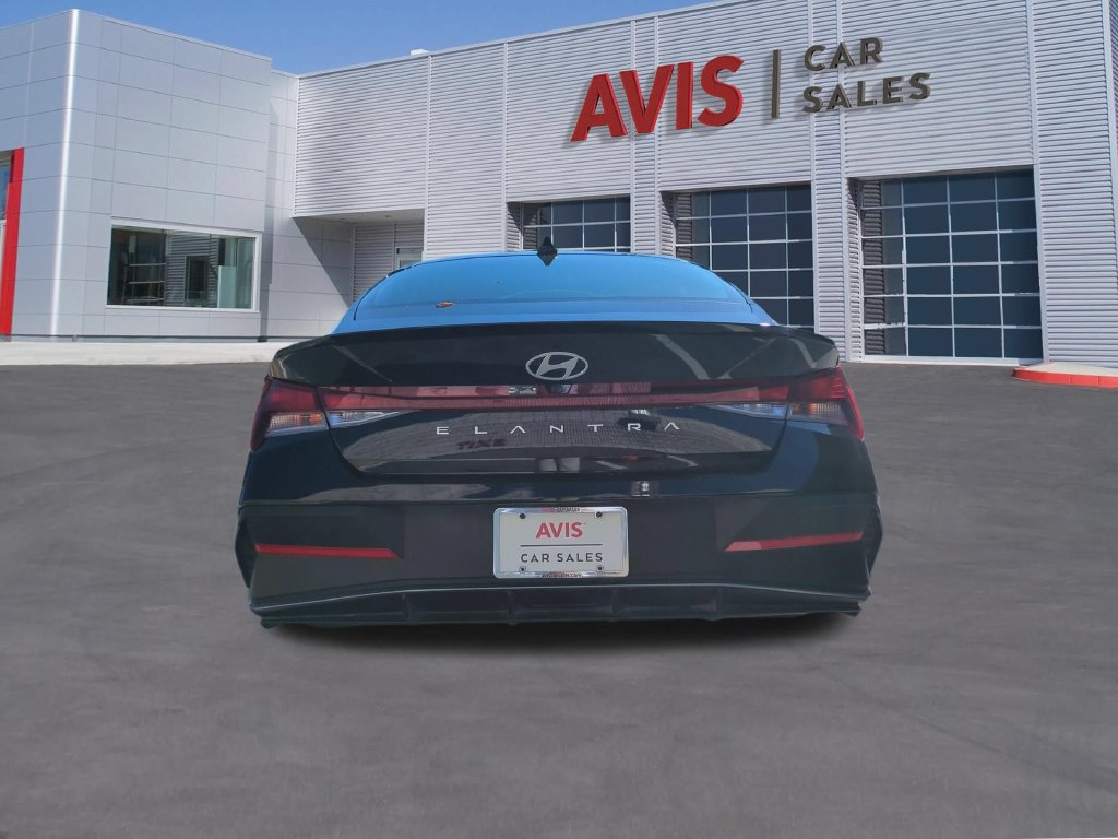 Used 2026 Hyundai Elantra Sport FWD image 7