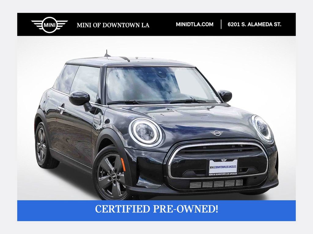 Used 2024 MINI Cooper 2-Door Hardtop FWD image 1