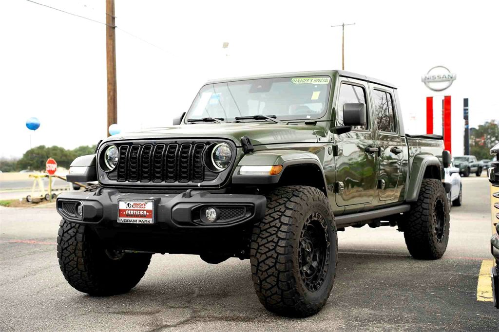 New 2024 Jeep Gladiator Sport image 7