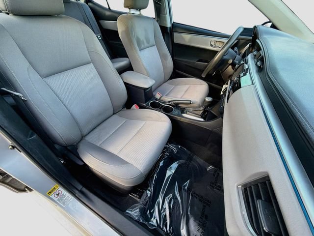 Used 2015 Toyota Corolla LE FWD image 14