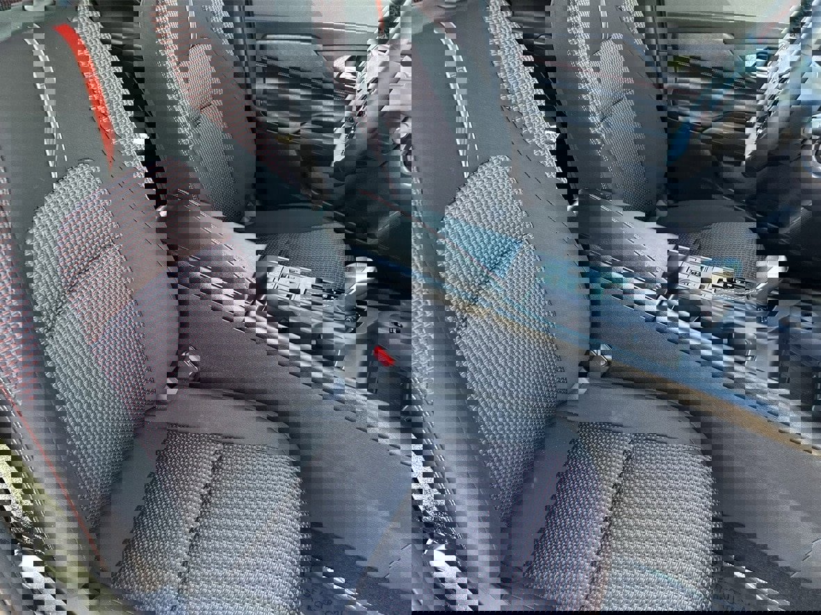 New 2026 Nissan Sentra SR w/ Floor Mat Package image 13