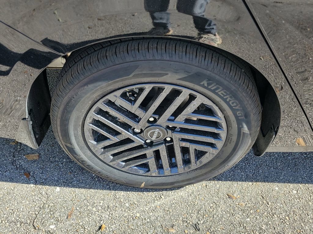 New 2026 Nissan Sentra SV w/ SV Convenience Package image 9