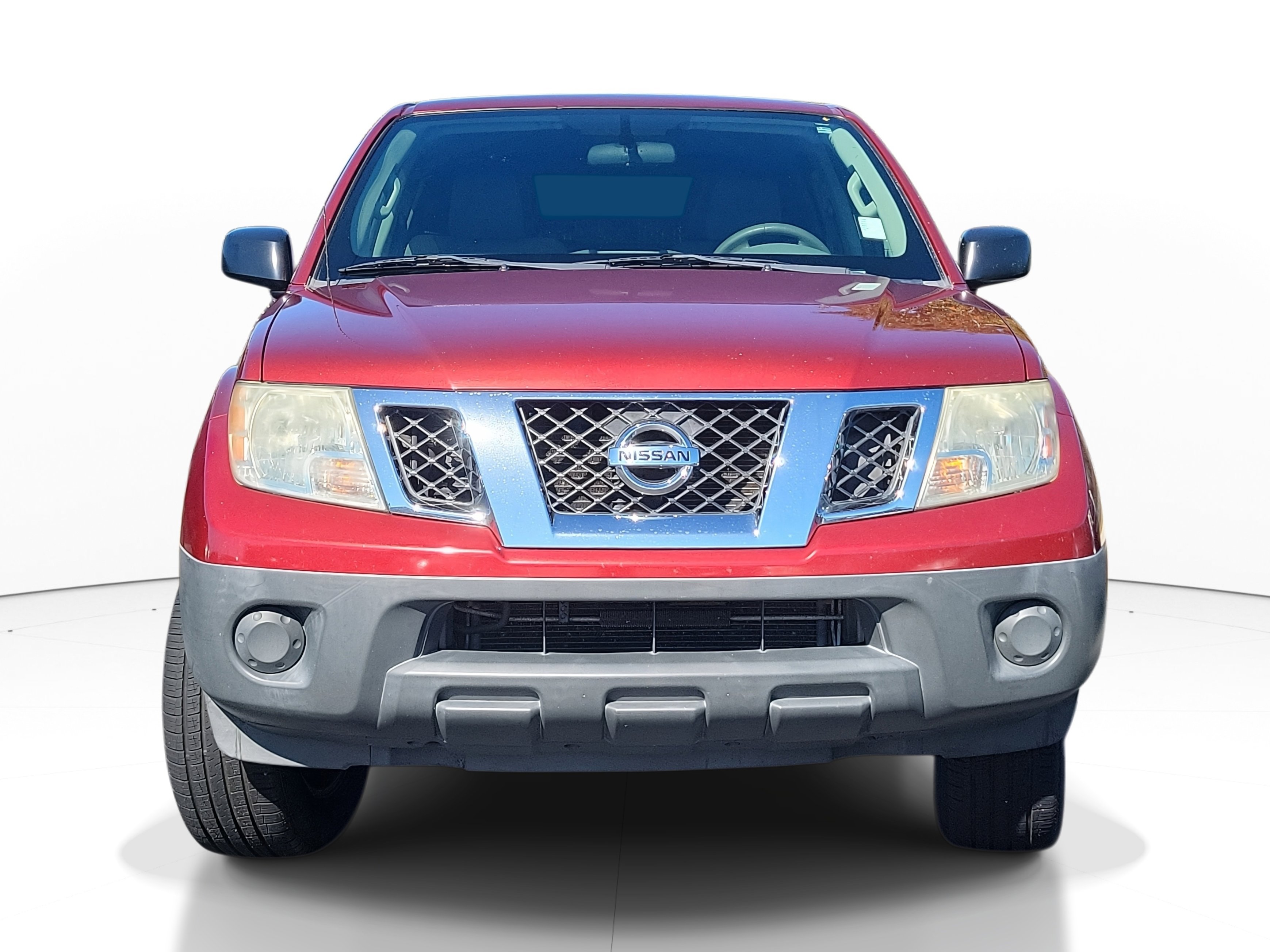Used 2014 Nissan Frontier S image 2