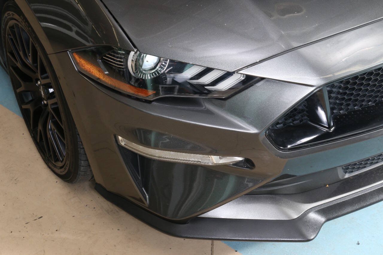 Used 2018 Ford Mustang GT w/ GT Performance Package RWD image 8