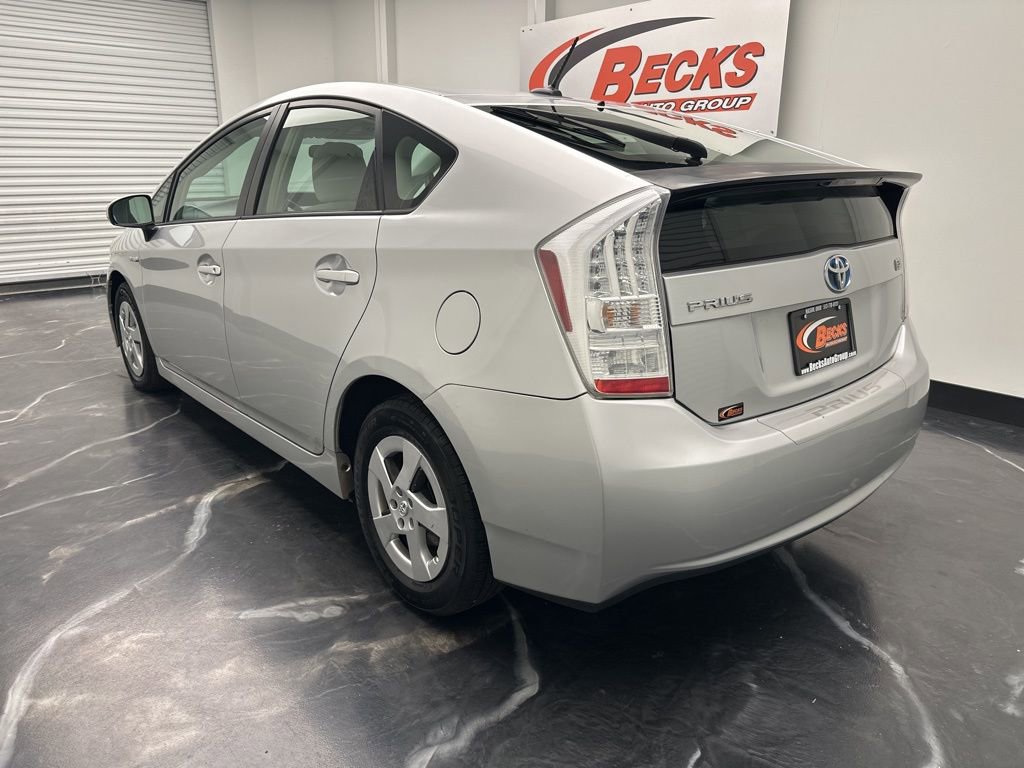 Used 2010 Toyota Prius Three image 4
