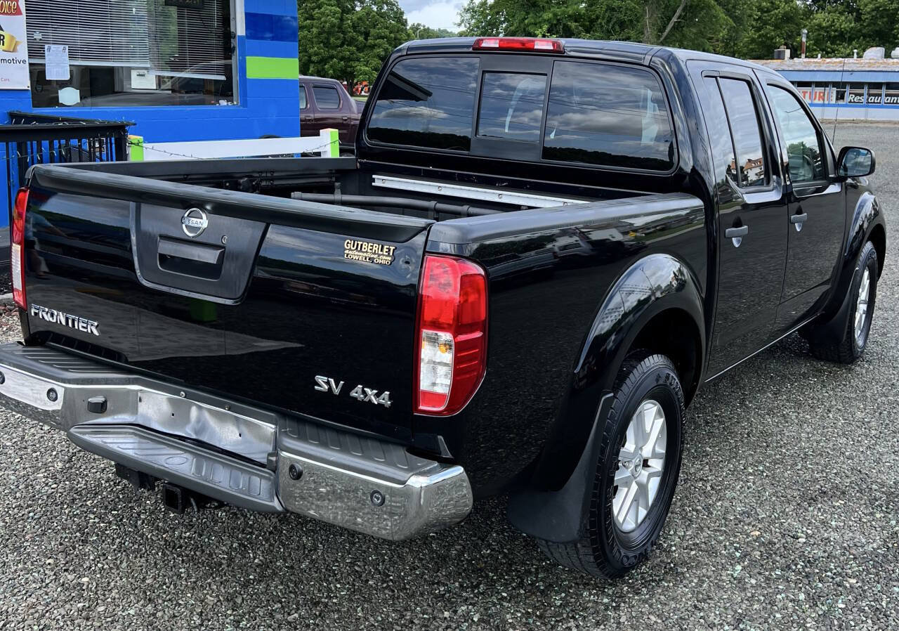 Used 2015 Nissan Frontier SV w/ SV Value Truck Package AWD/4WD image 12