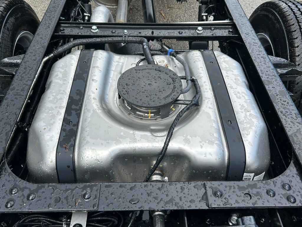 New 2024 Chevrolet Low Cab Forward image 25