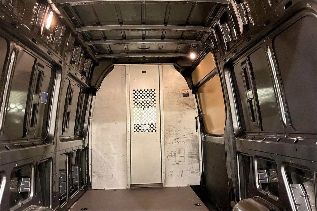 Used 2023 Mercedes-Benz Sprinter 2500 image 7