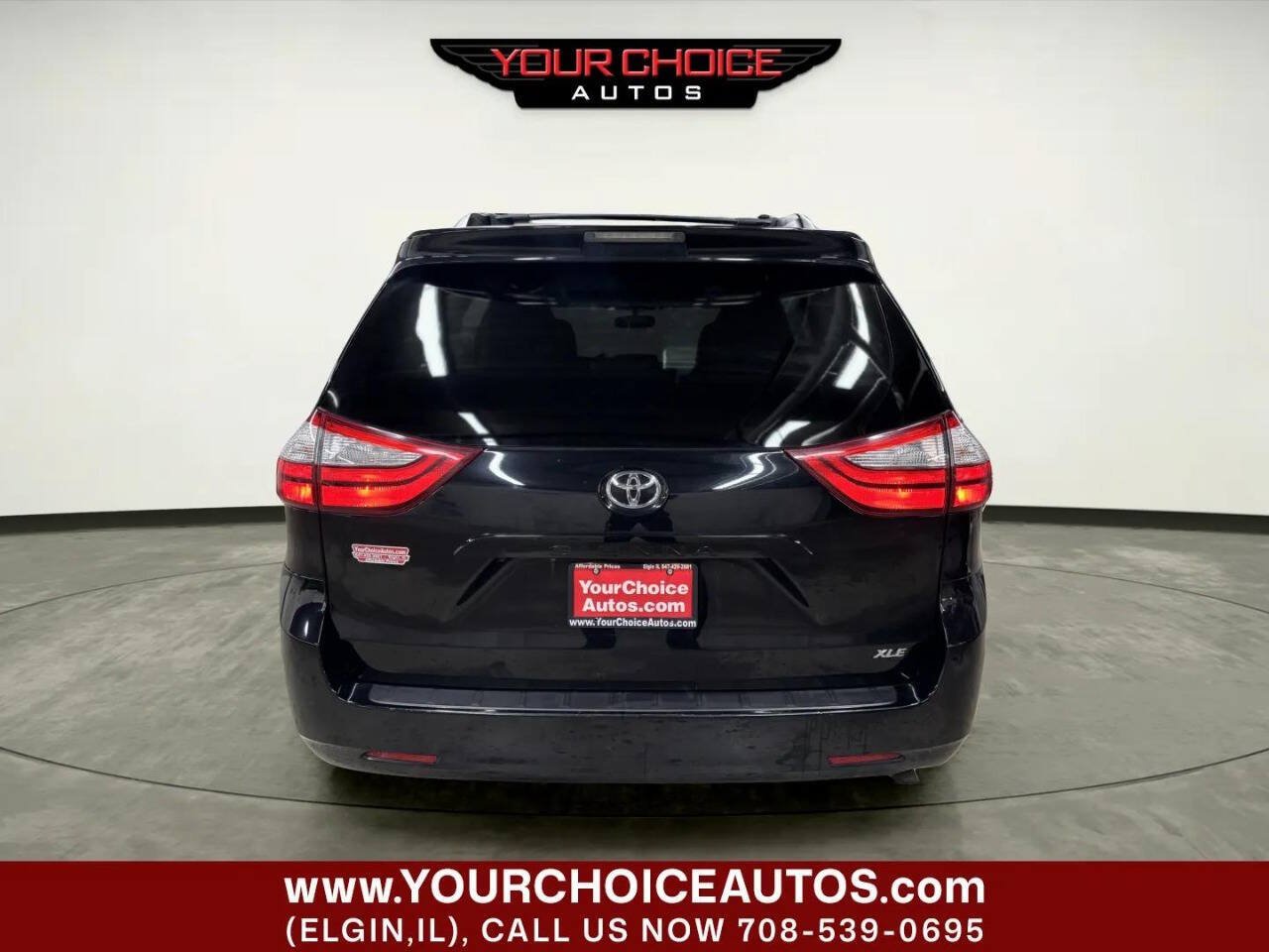 Used 2015 Toyota Sienna XLE FWD image 4