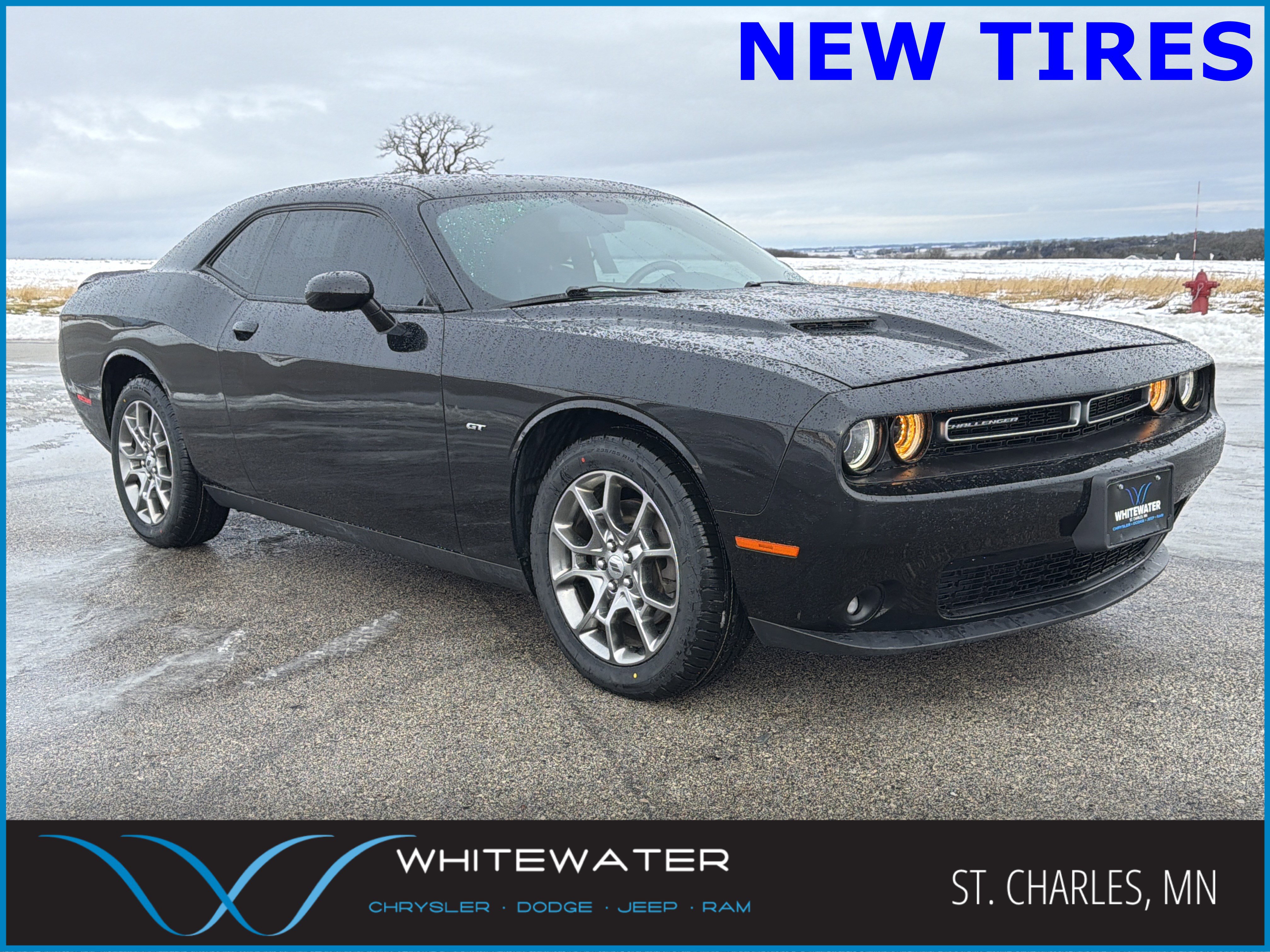 Used 2017 Dodge Challenger GT image 1
