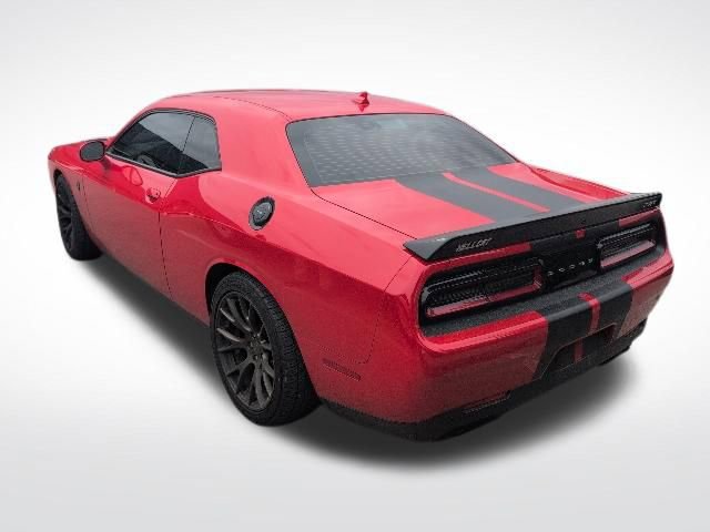 Used 2016 Dodge Challenger SRT Hellcat RWD image 2