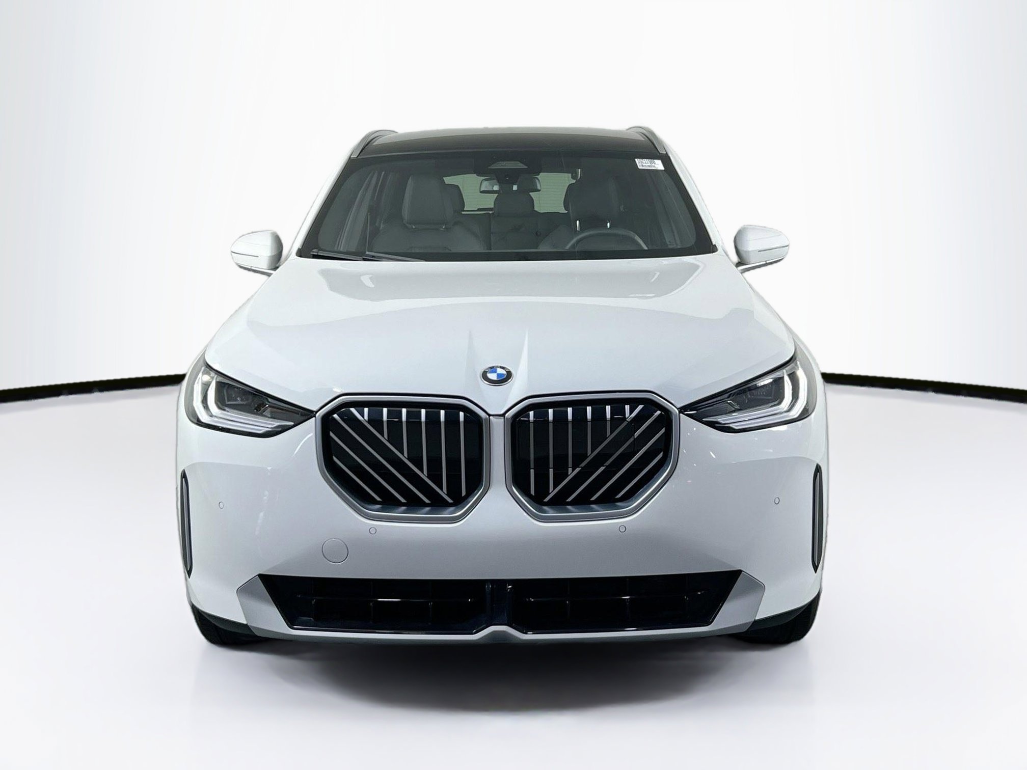 Used 2025 BMW X3 xDrive30i w/ Convenience Package image 2