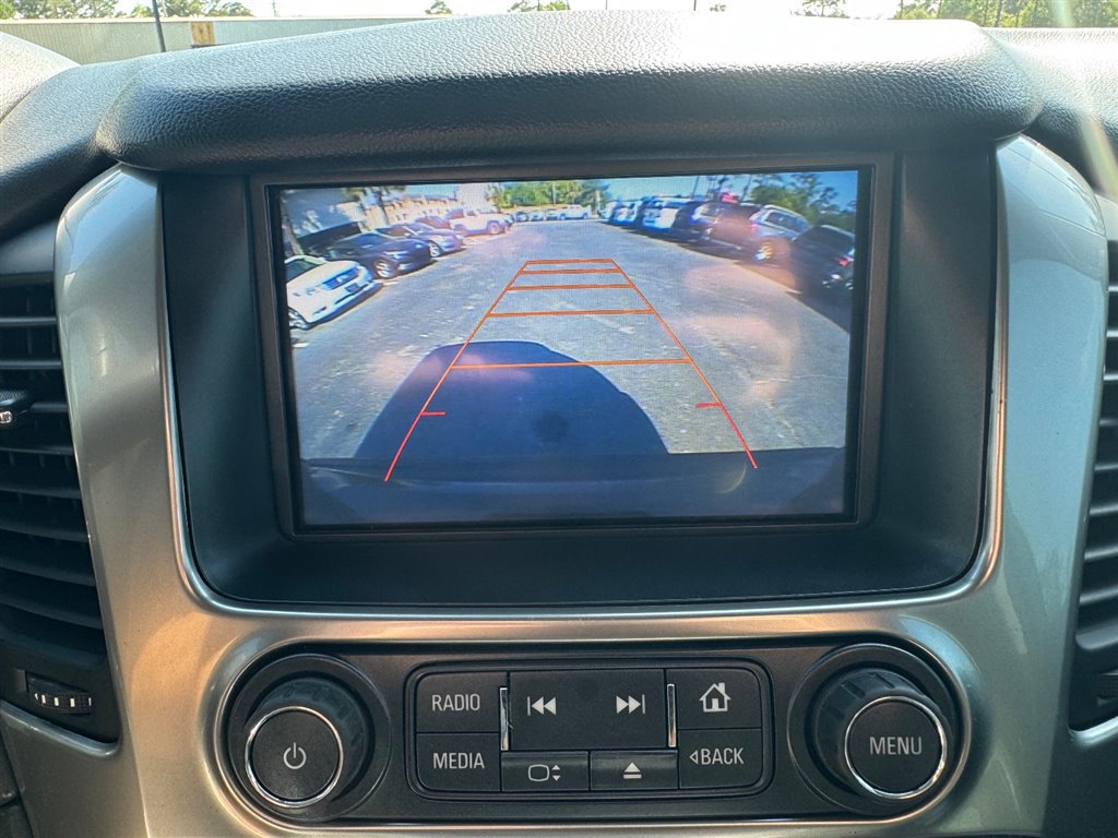 Used 2016 Chevrolet Suburban LS RWD image 16