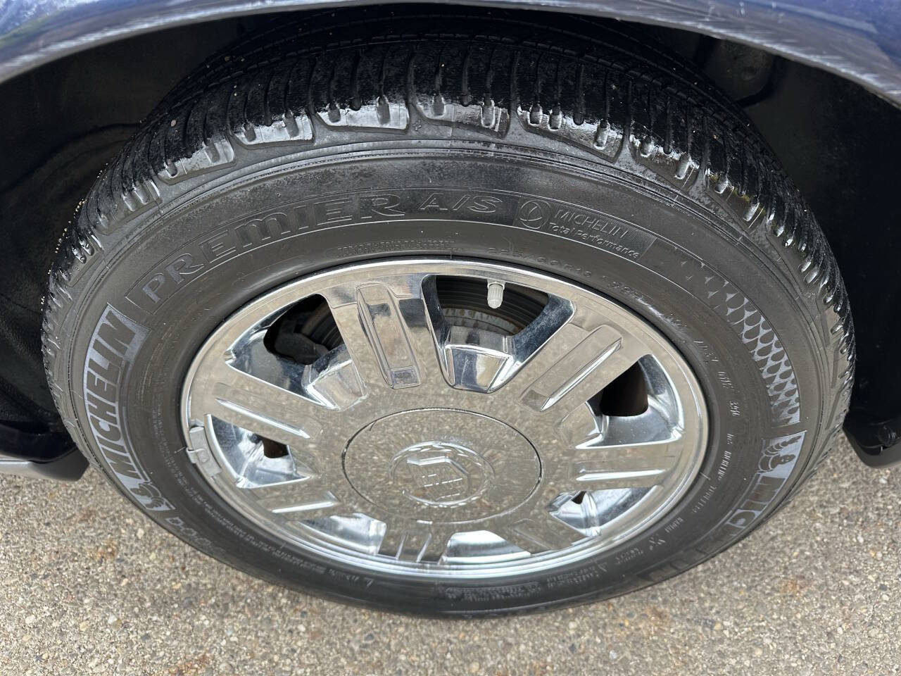 Used 2004 Cadillac De Ville image 28