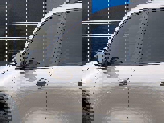 New 2026 Chevrolet Traverse Z71 w/ Enhanced Driving Package image 12