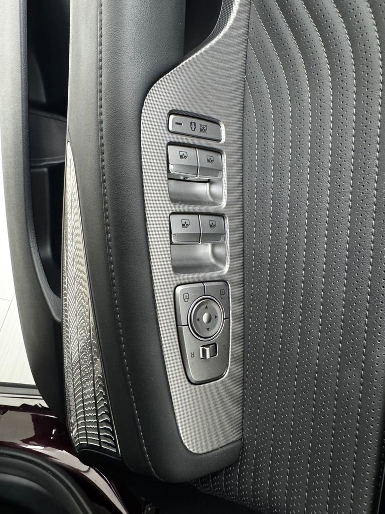 Used 2023 Hyundai Palisade Calligraphy image 28