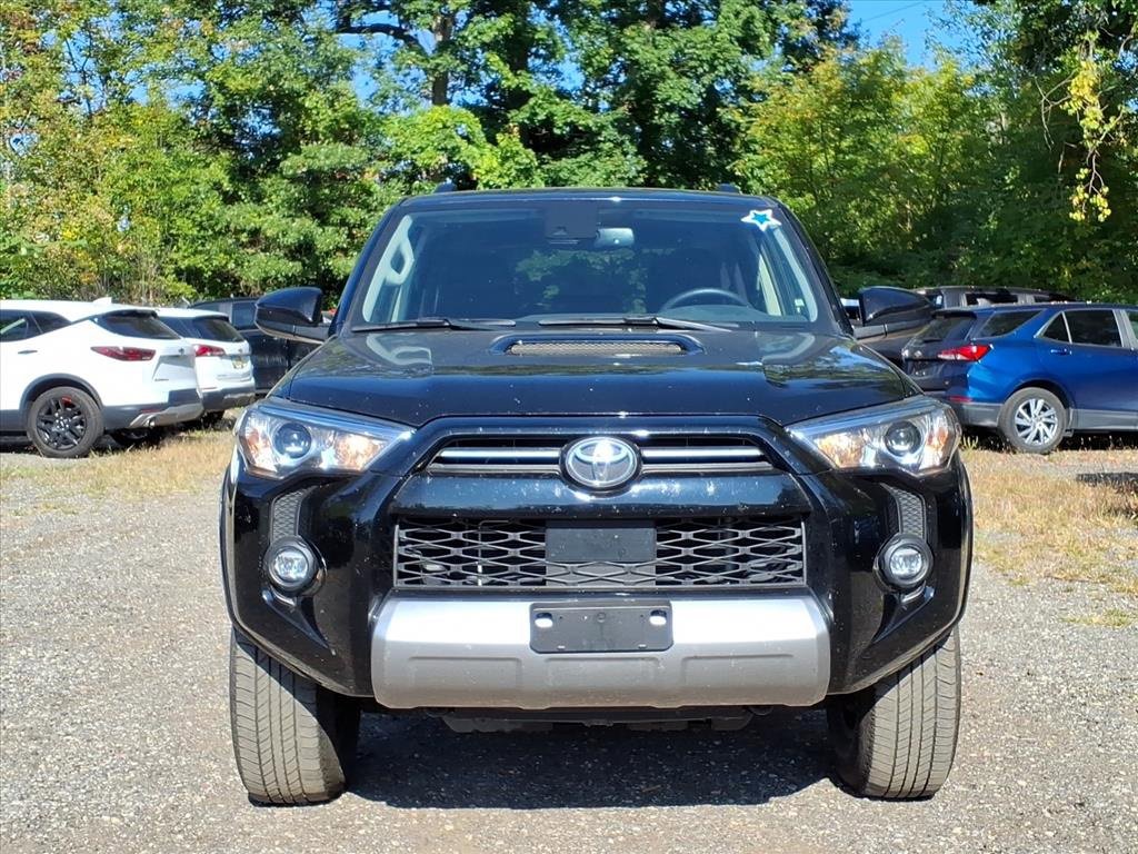 Used 2024 Toyota 4Runner TRD Off-Road image 2