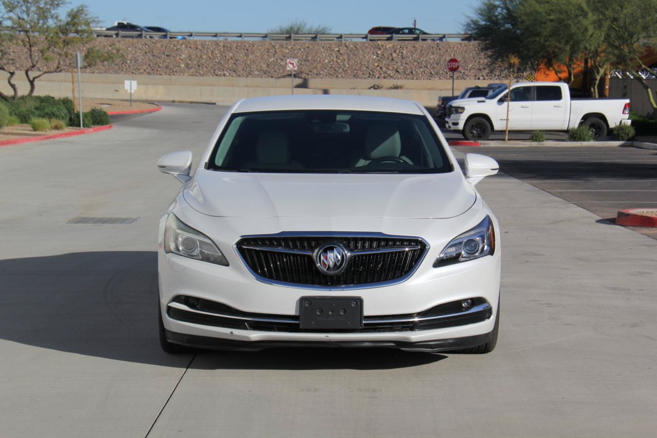 Used 2018 Buick LaCrosse Premium FWD image 3