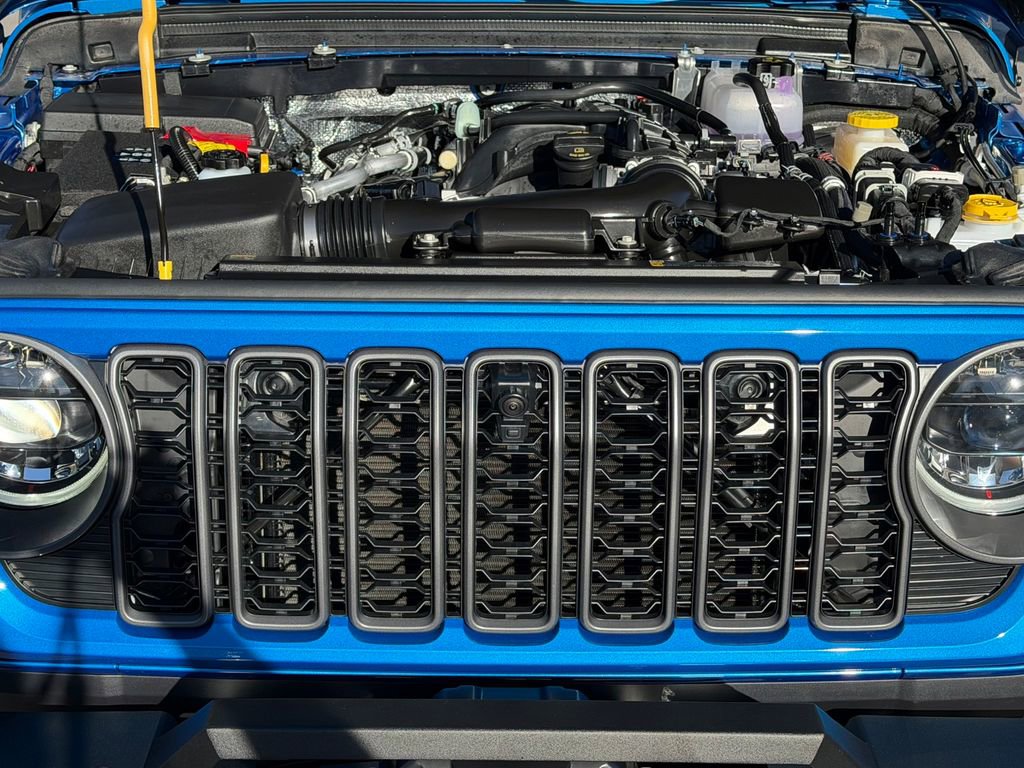 New 2026 Jeep Wrangler Unlimited Rubicon w/ Technology Group image 21