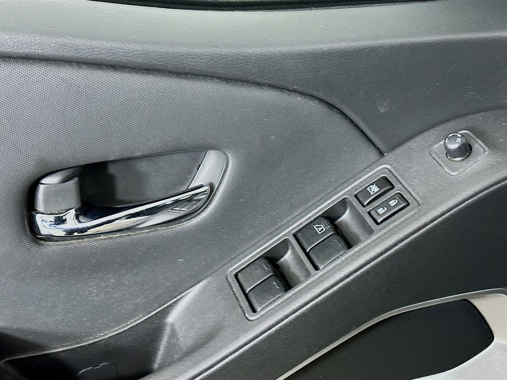 Used 2024 Nissan Frontier SV w/ Technology Package image 21