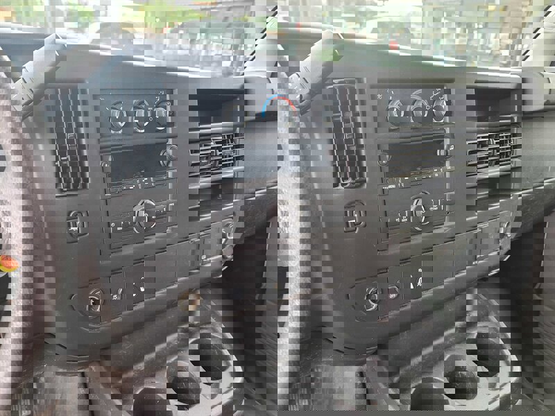 Used 2016 GMC Savana 2500 2500 3DR CARGO VAN /V8 image 19