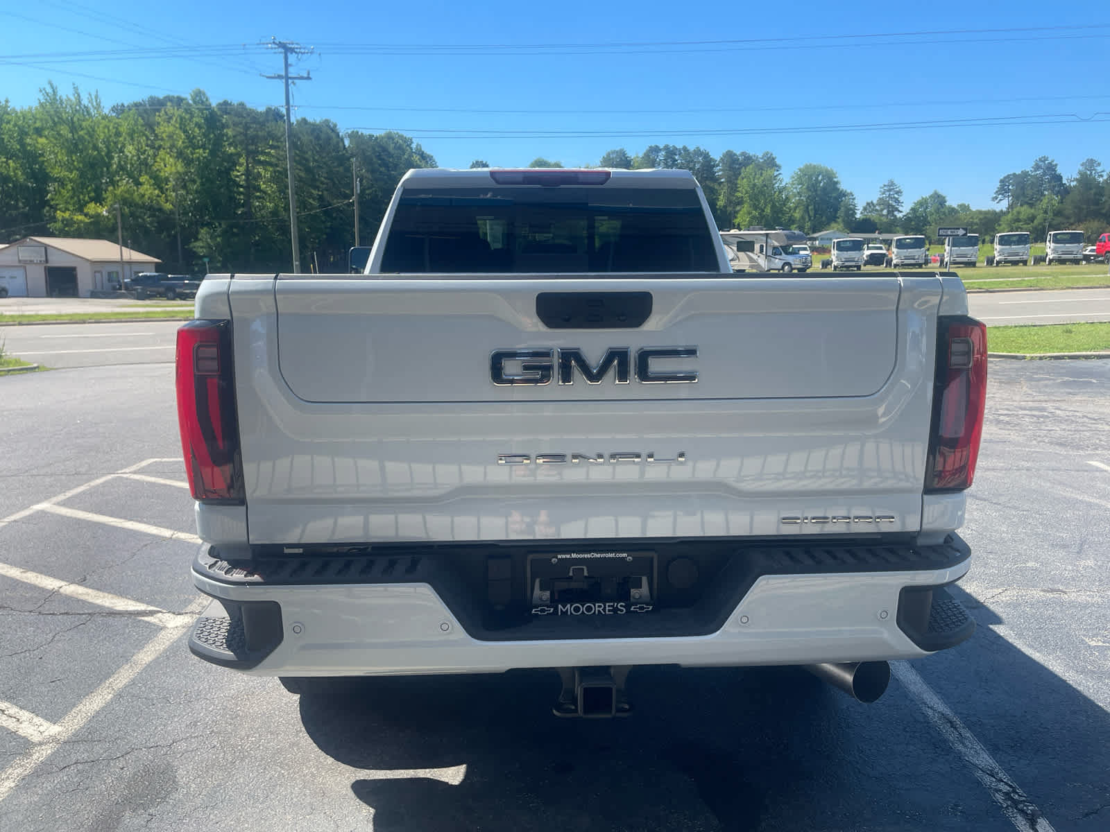 Used 2026 GMC Sierra 2500 Denali Ultimate AWD/4WD image 6