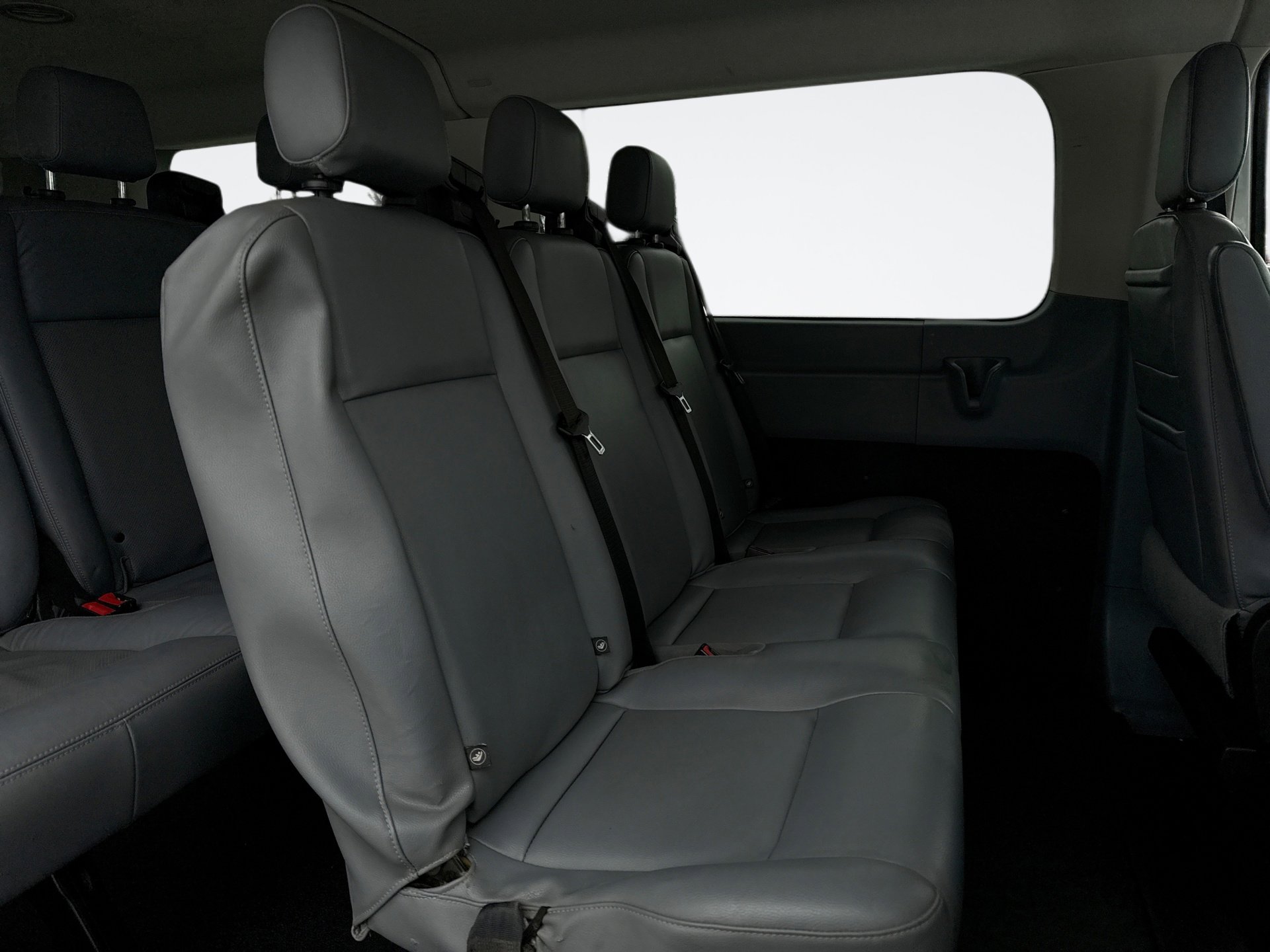 Used 2017 Ford Transit 150 XL image 17