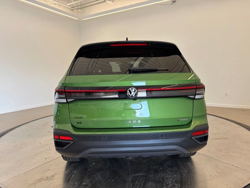 New 2026 Volkswagen Taos SE AWD/4WD image 7