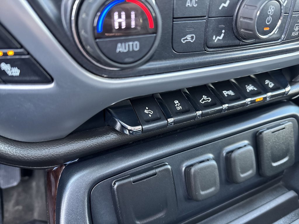 Used 2017 GMC Sierra 1500 SLT image 26