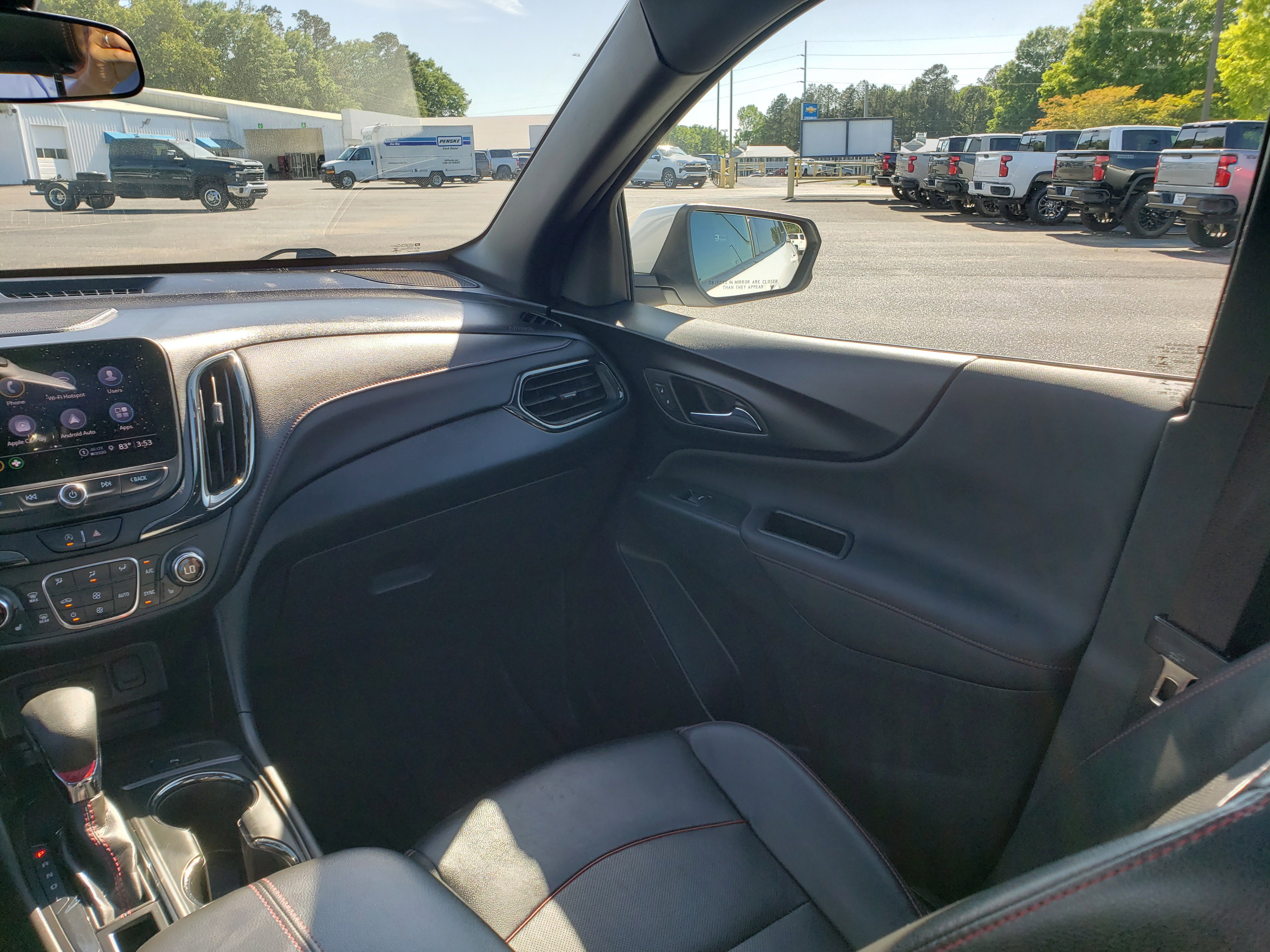 Used 2023 Chevrolet Equinox RS w/ RS Leather Package FWD image 31