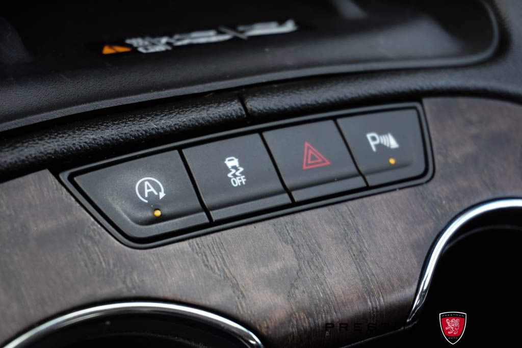 Used 2023 GMC Acadia Denali w/ Denali Technology Package AWD/4WD image 44