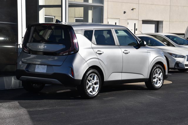 Used 2024 Kia Soul LX w/ Option Group 015 image 4